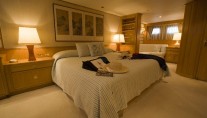Motor yacht JANA -  VIP Cabin